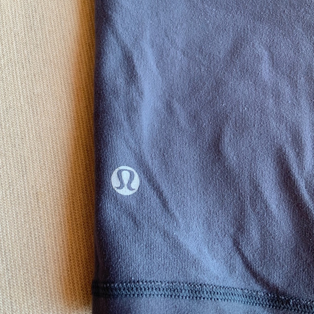 lululemon Gray and Pink biker Shorts Reversible - Picture 4 of 5